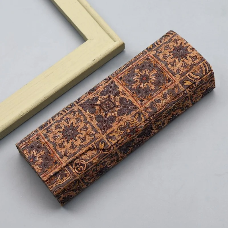 Vintage Pattern Eyeglass Case - Image 11