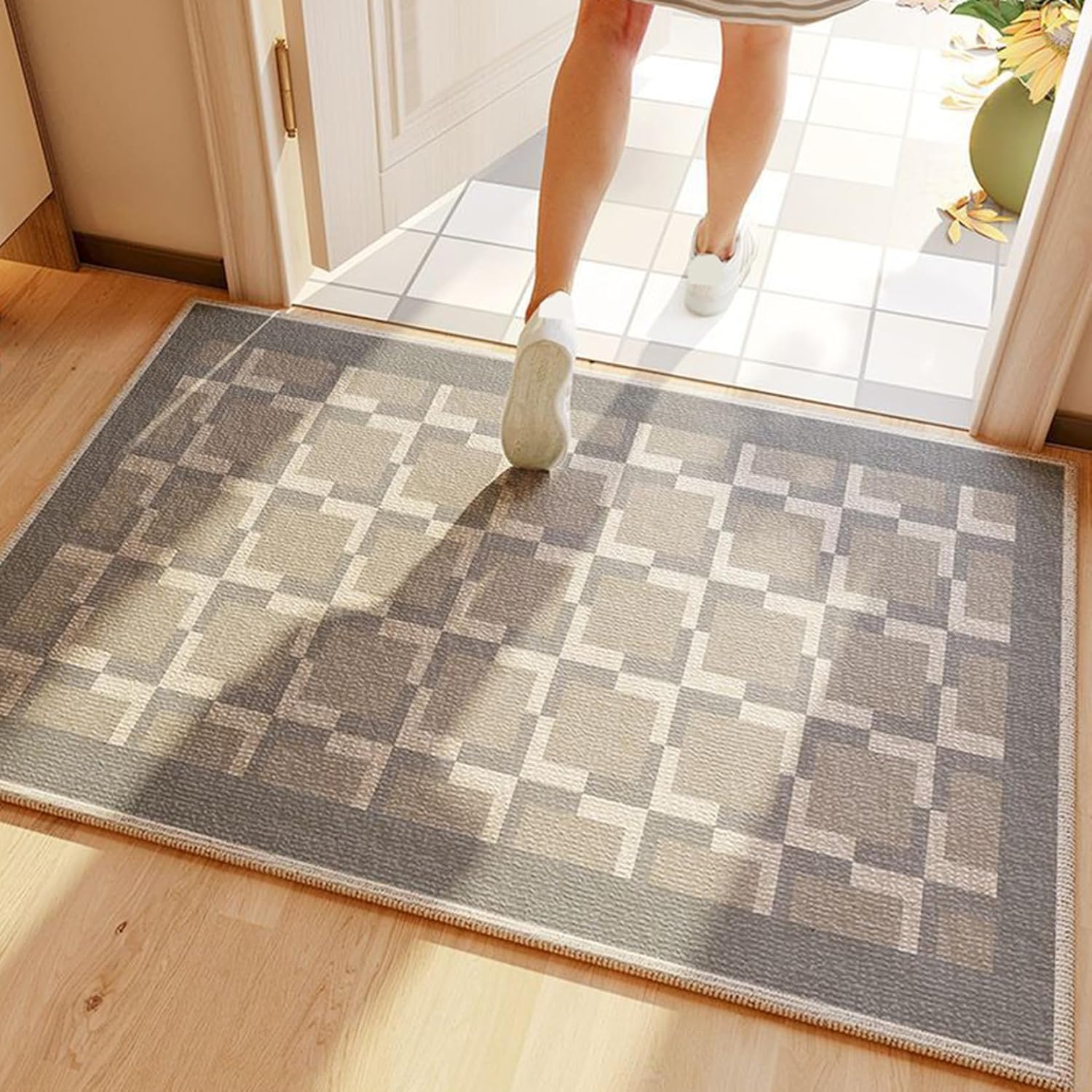 Geometric Pattern Bathroom Rug - Image 2