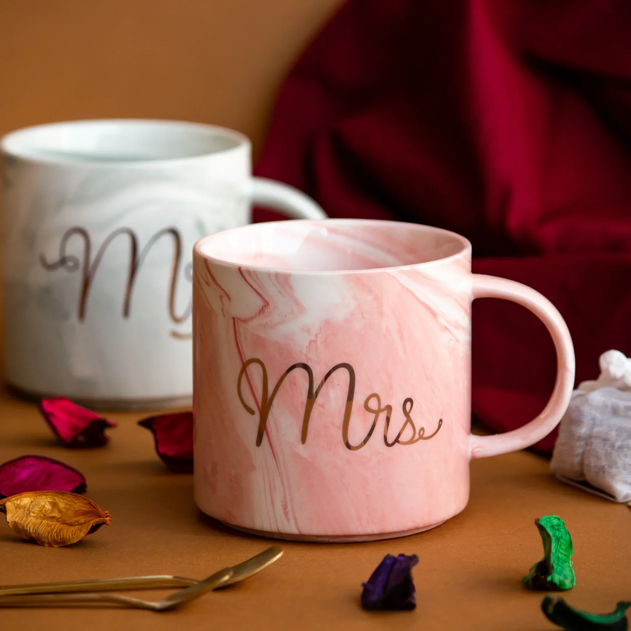 Mr & Mrs Marble Ceramic Mug Set - Image 2