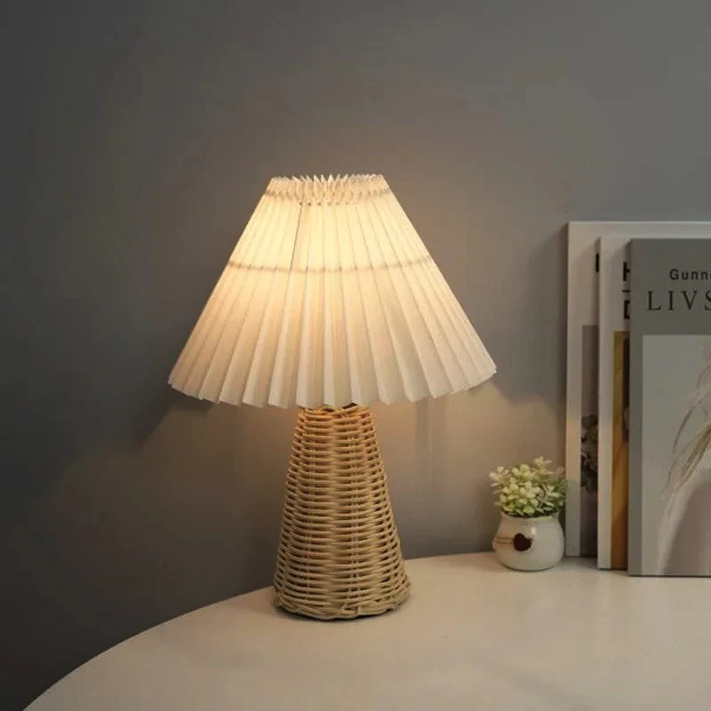 Woven Base LED Table Lamp (USB Powered) - Image 3