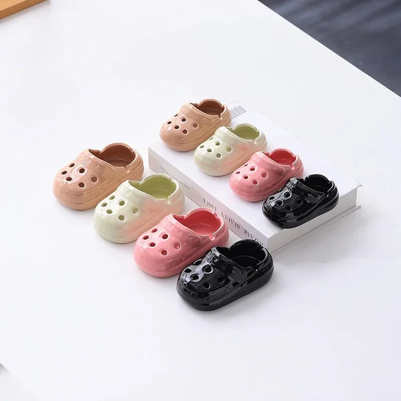 Crocs-Style Ceramic Ashtray - Image 7