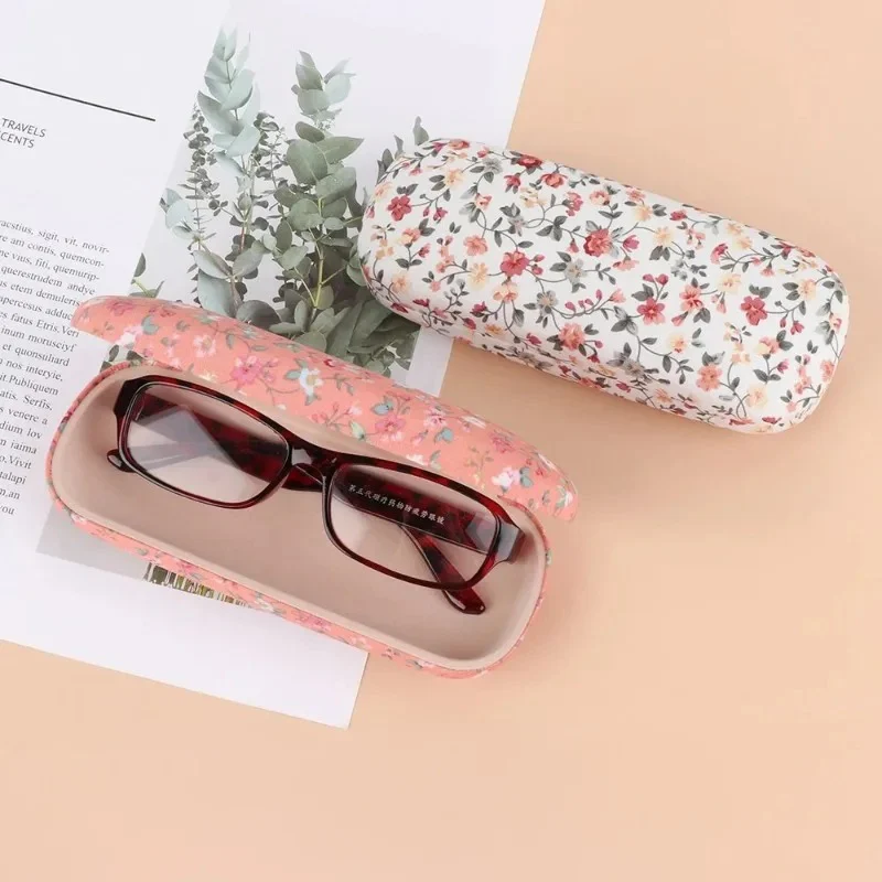 Floral Eyeglass Case - Image 3