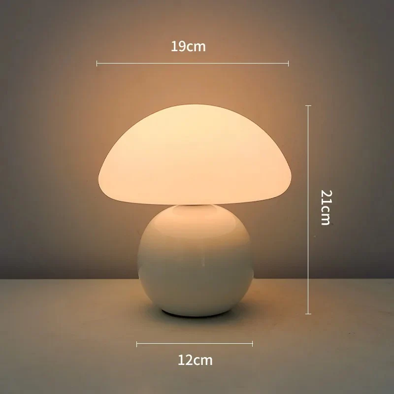 Modern Mushroom LED Table Lamp (USB Powered) - Image 5