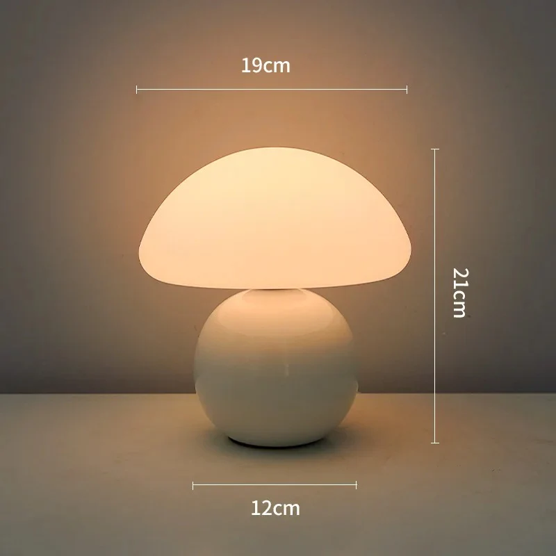 Modern Mushroom LED Table Lamp (USB Powered) - Image 8