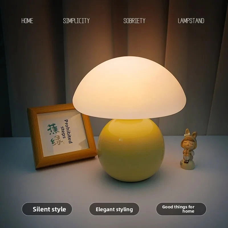 Modern Mushroom LED Table Lamp (USB Powered) - Image 9