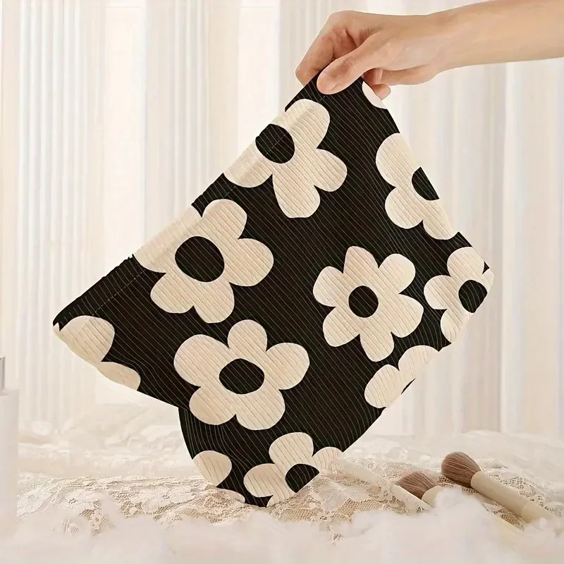 Daisy- Multipurpose Storage Bag - Image 6