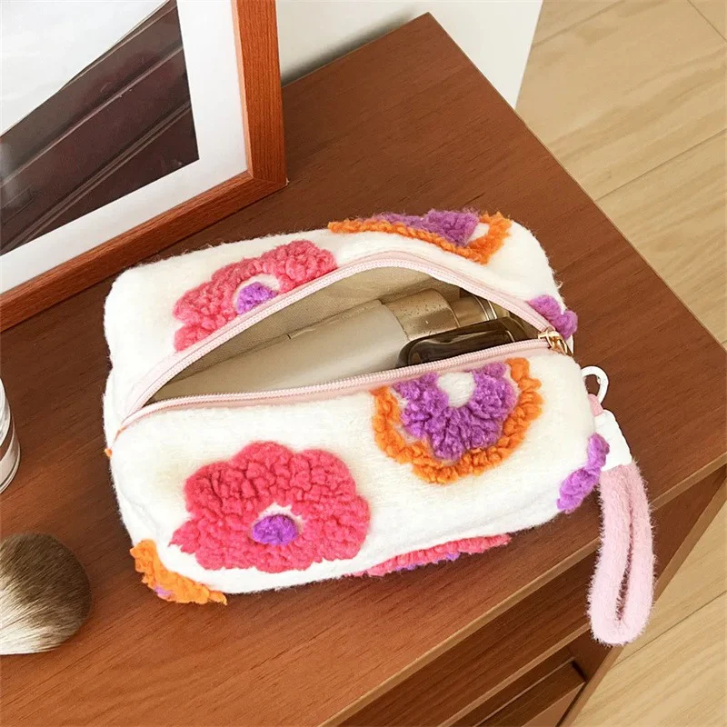 Plush Gardens- Multipurpose Storage Bag - Image 5