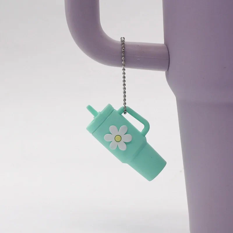 Mini Daisy Tumbler Keychain - Image 10