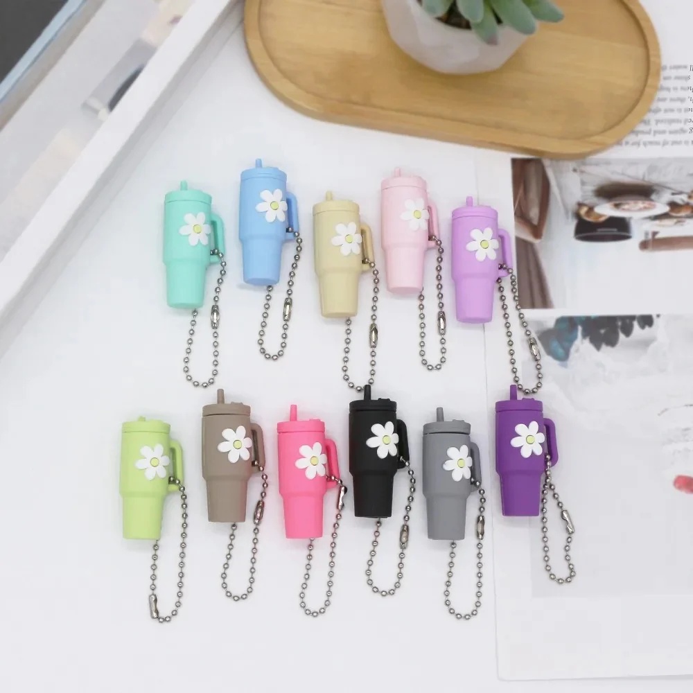 Mini Daisy Tumbler Keychain - Image 12