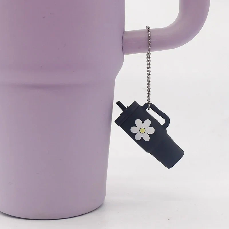 Mini Daisy Tumbler Keychain - Image 18