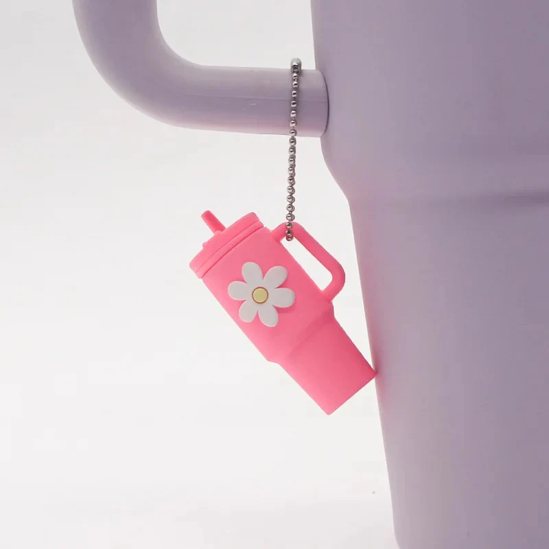 Mini Daisy Tumbler Keychain - Image 2