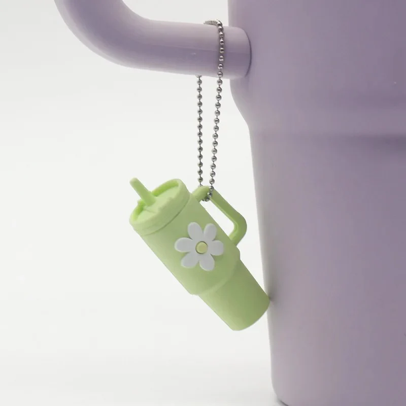 Mini Daisy Tumbler Keychain - Image 5