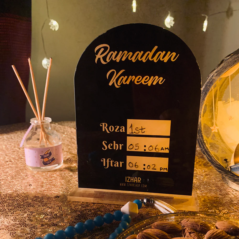 Elegant Dry Erase Acrylic Ramadan Calendar - Image 4