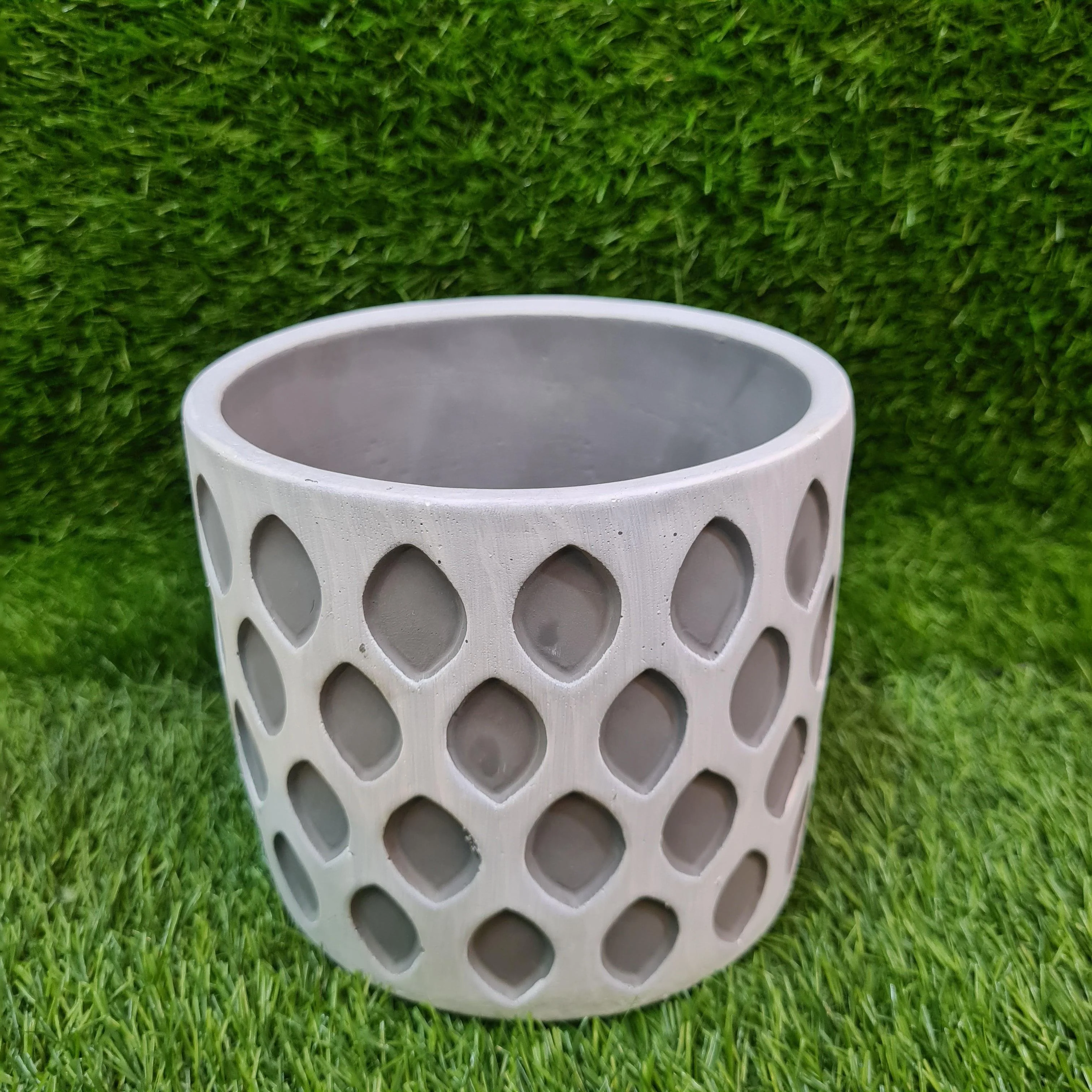 Geometric Drop Plant Pot - Image 7
