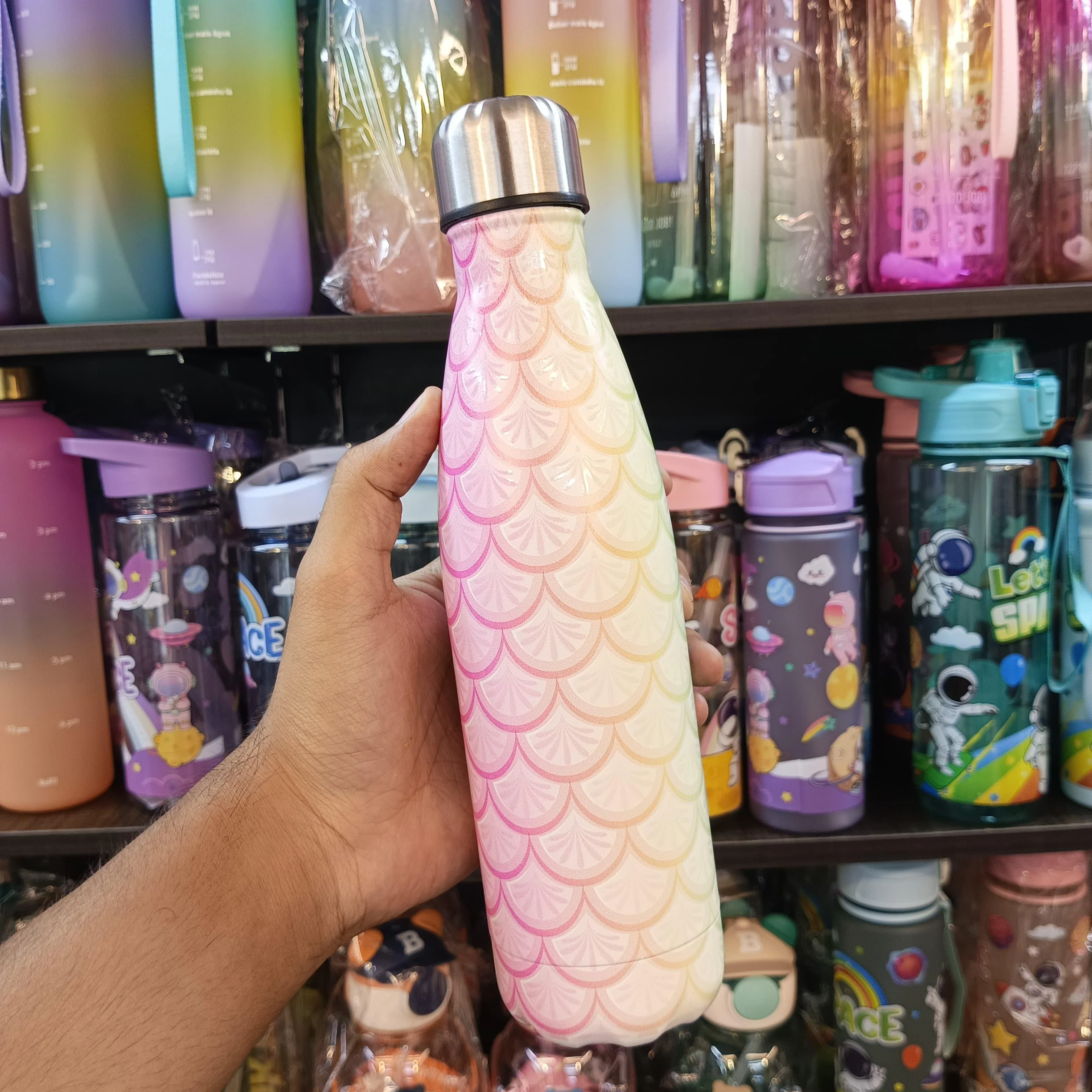 Mermaid-Scale Gradient Stainless Steel Water Bottle - 500ml - Image 3