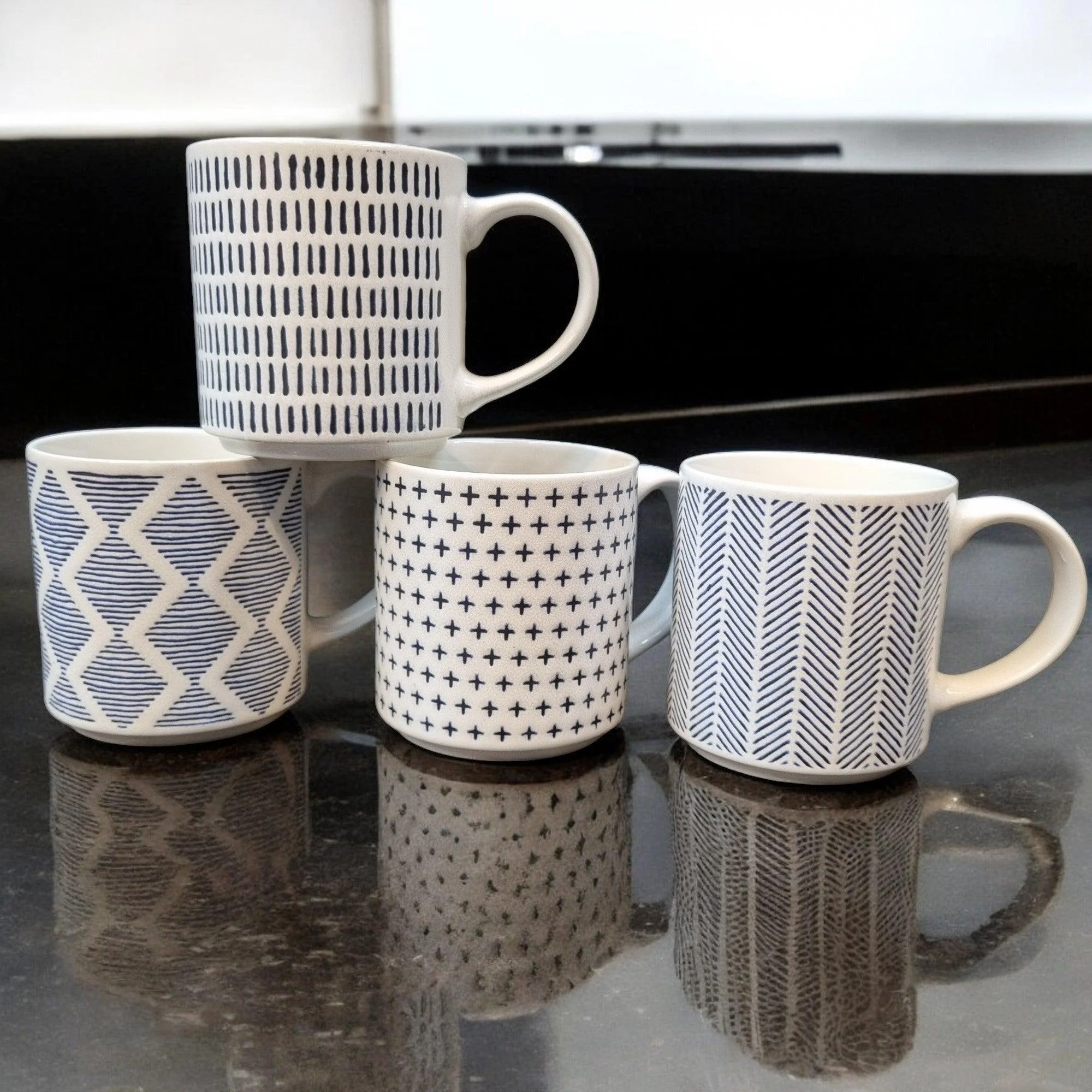 Mono Geometric Pattern Series - 350ml - Image 4