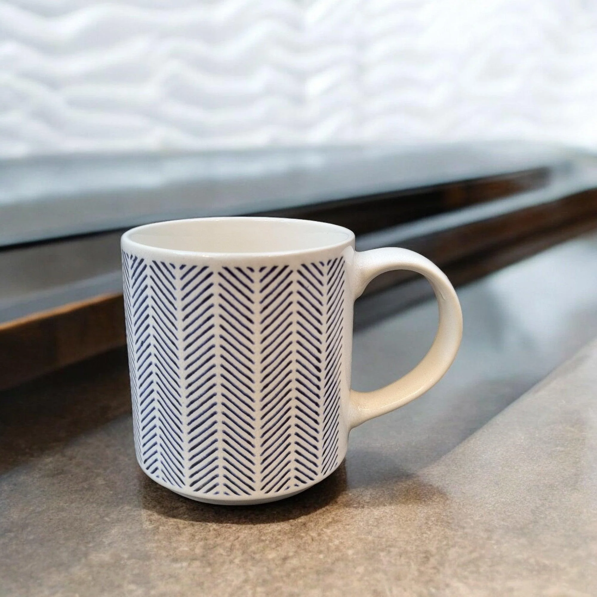 Mono Geometric Pattern Series - 350ml - Image 8