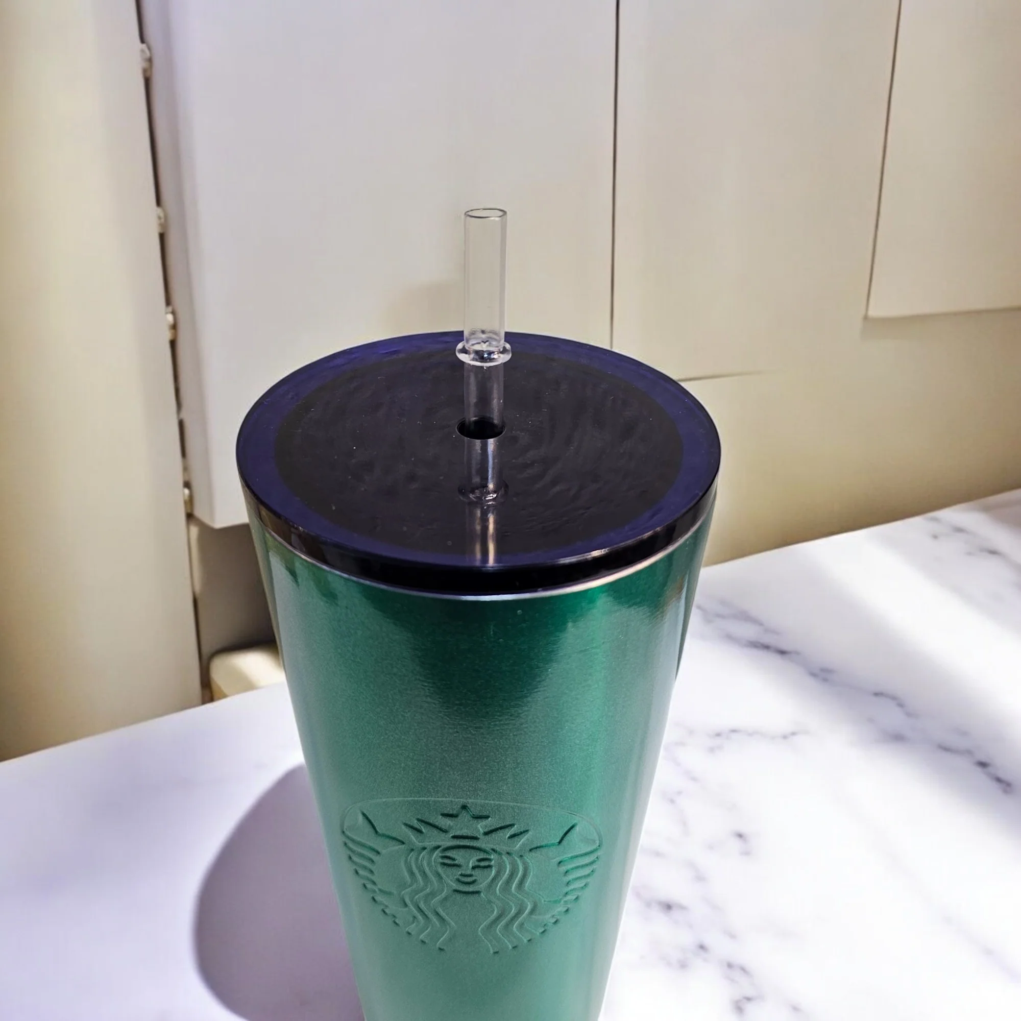 Green Elegance Stainless Steel Tumbler - Image 4