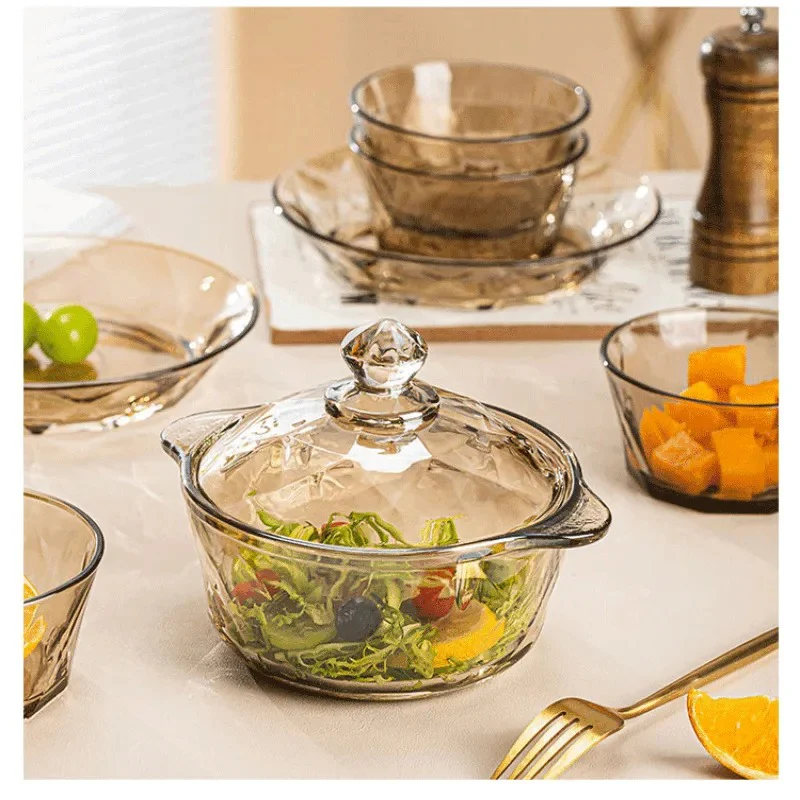 Amber Glass Casserole with Lid (900ml) - Image 9