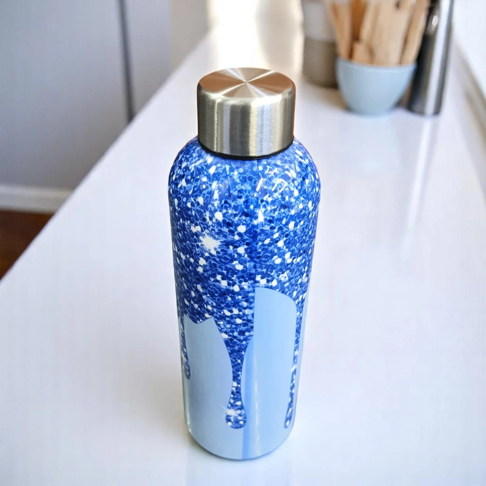 Blue Galaxy Drip Water Bottle (500ml) - Image 2