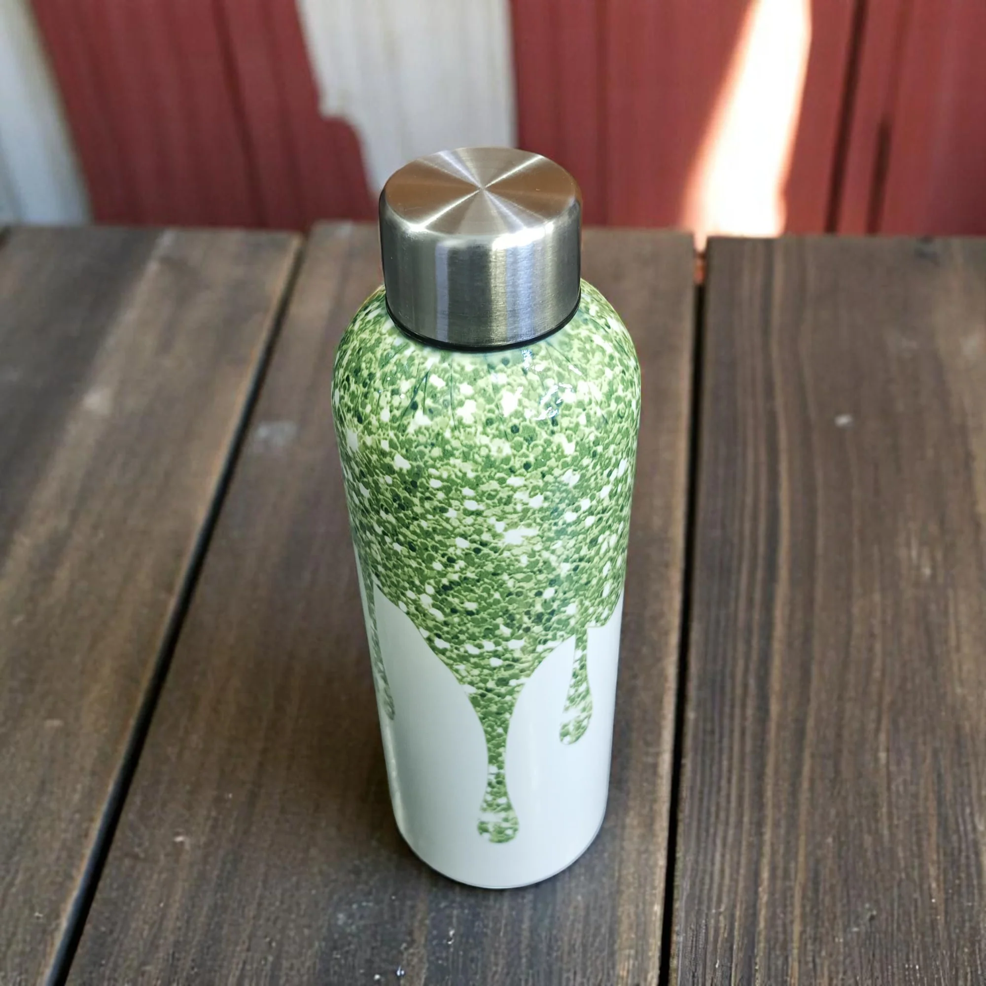 Green Splatter Drip Water Bottle (500ml) - Image 2