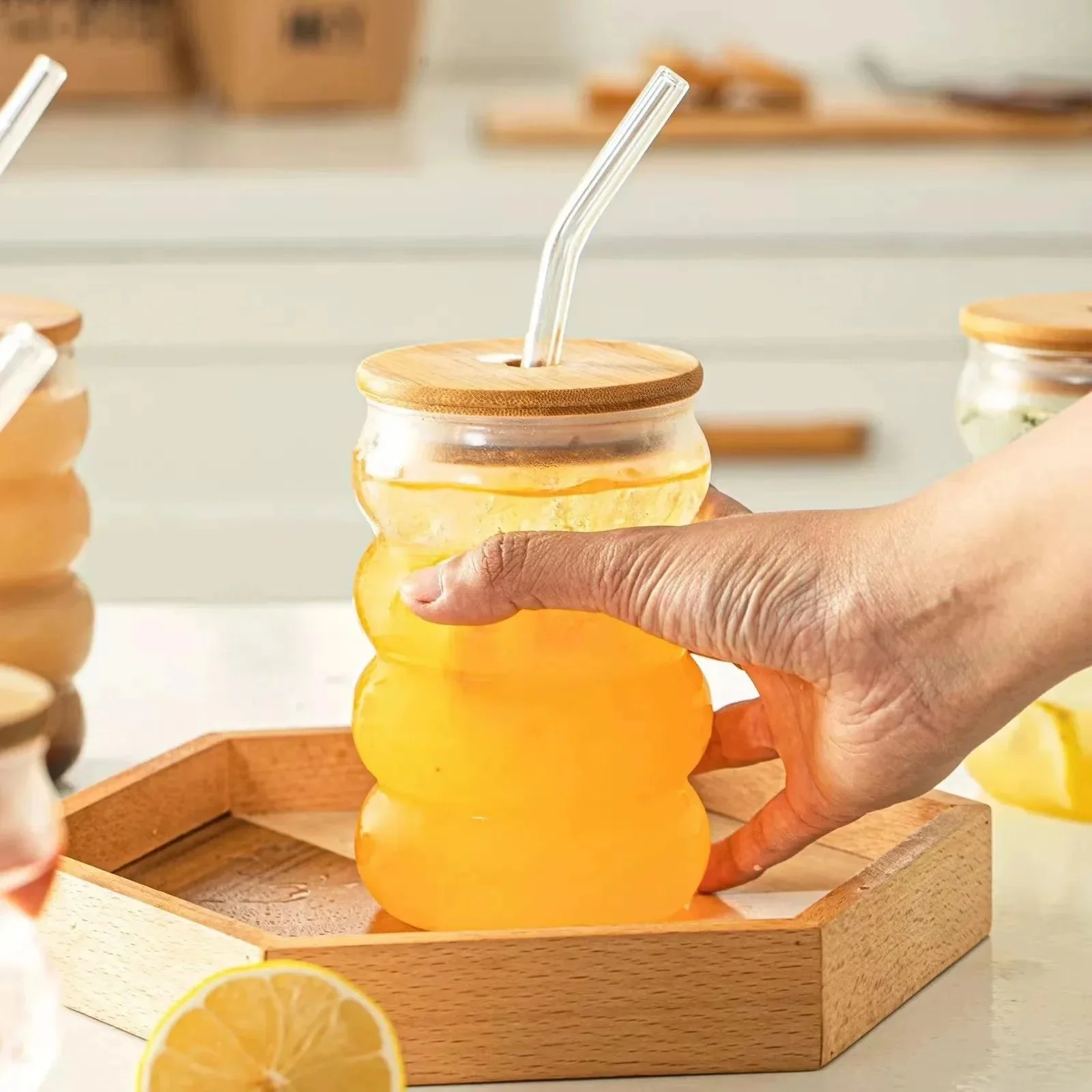 Bubbles Glass Tumbler with Bamboo Lid (350ml) - Image 6