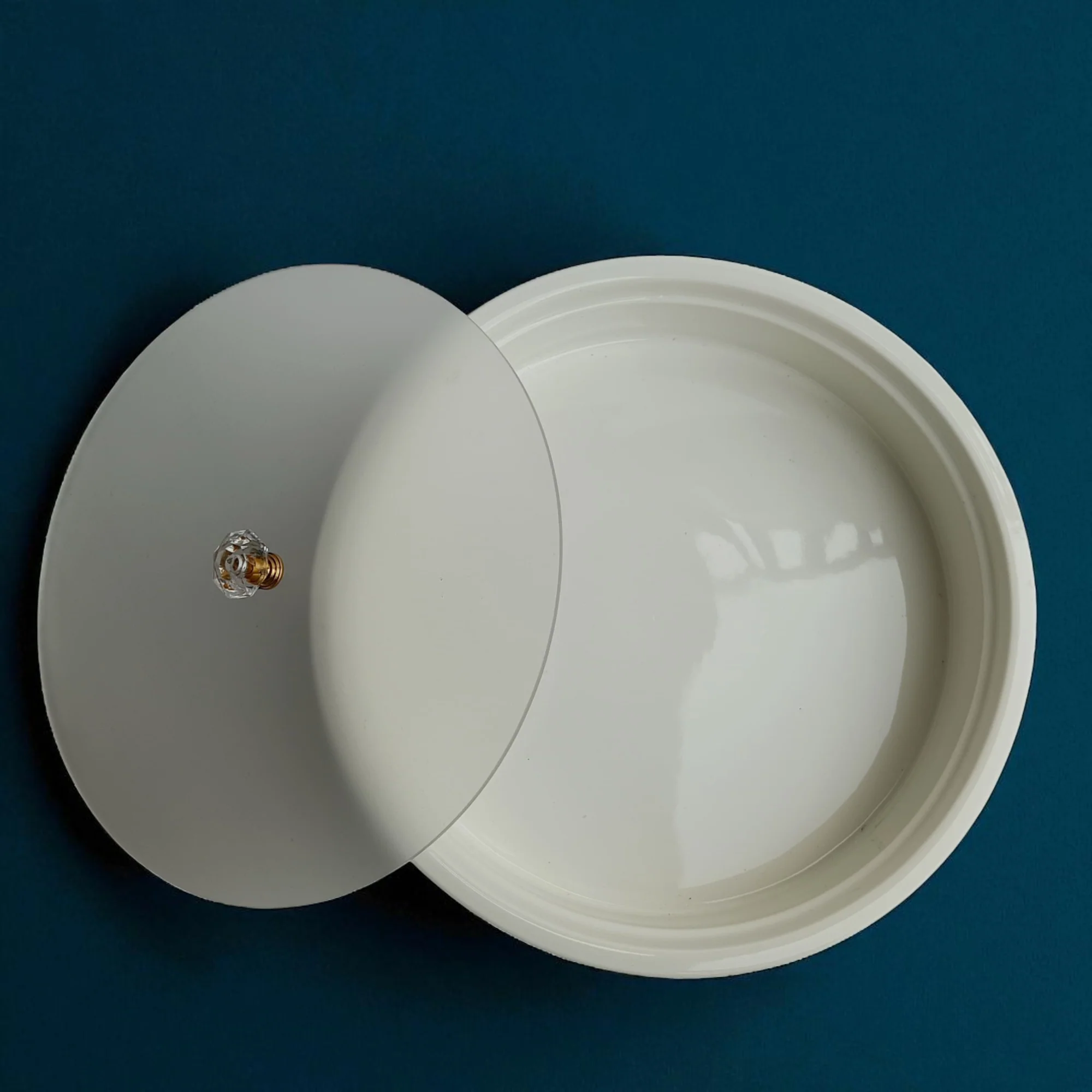 Round Ceramic Storage Bowl with Acrylic Lid (11 inch) - Image 2