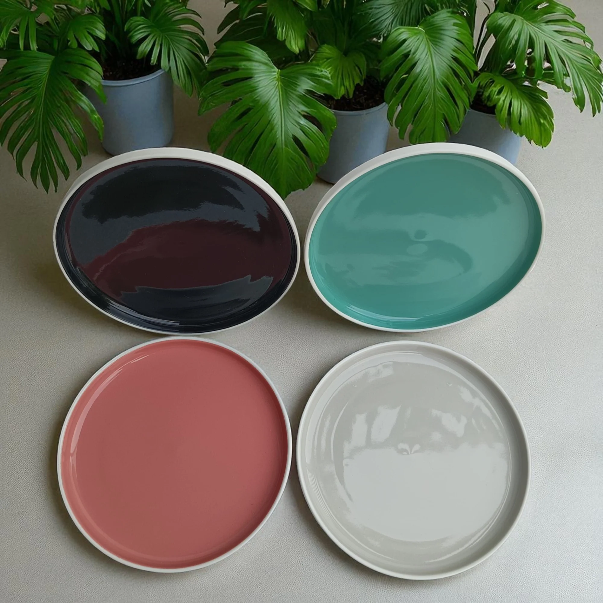 Glossy Round Ceramic Plate (8 inch) - Image 9