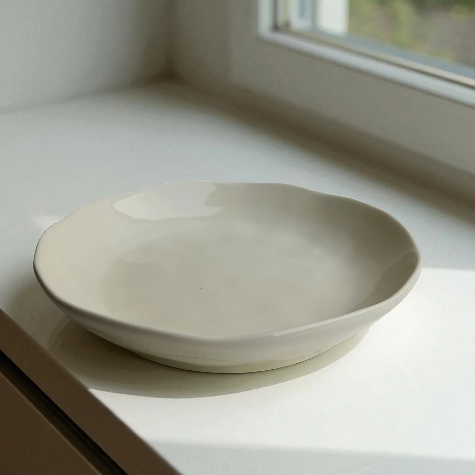 Minimalist Solid Ceramic Plate (7inch) - Image 8