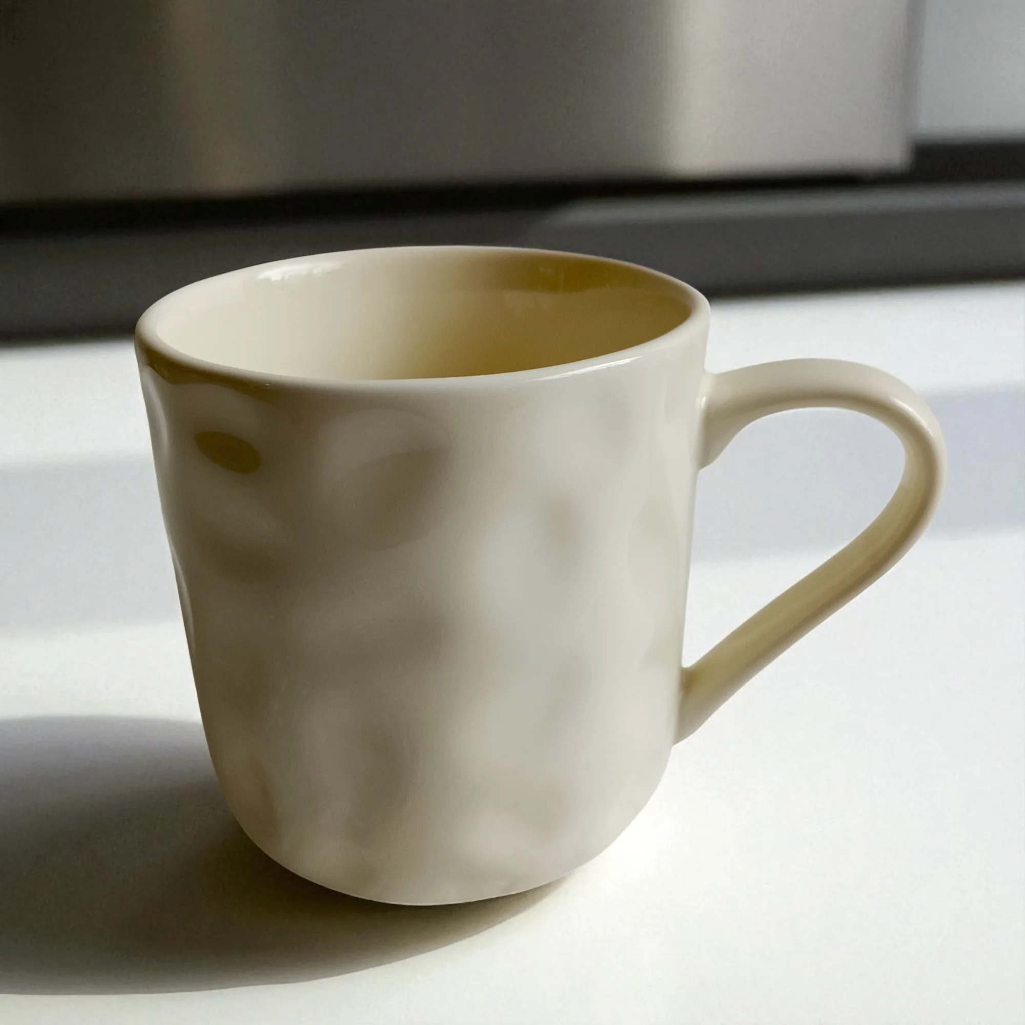 Solid Ombré Ceramic Mug (330ml) - Image 7