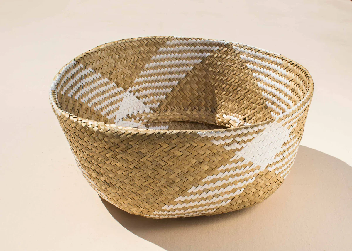 Criss Handwoven Seagrass Basket (Large) - Image 6