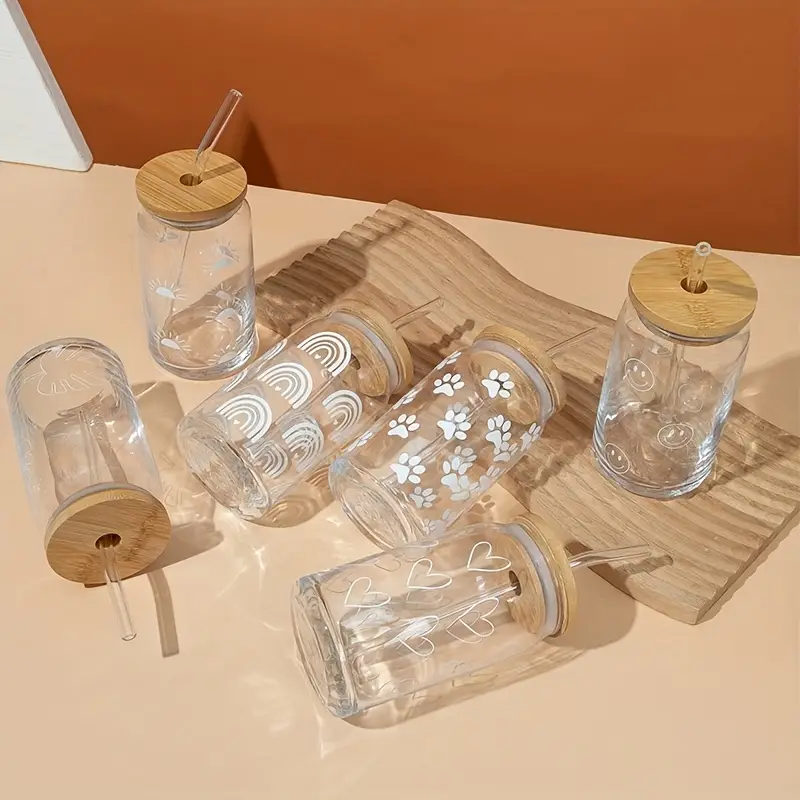 White Print Glass Tumblers with Bamboo Lid - Image 3