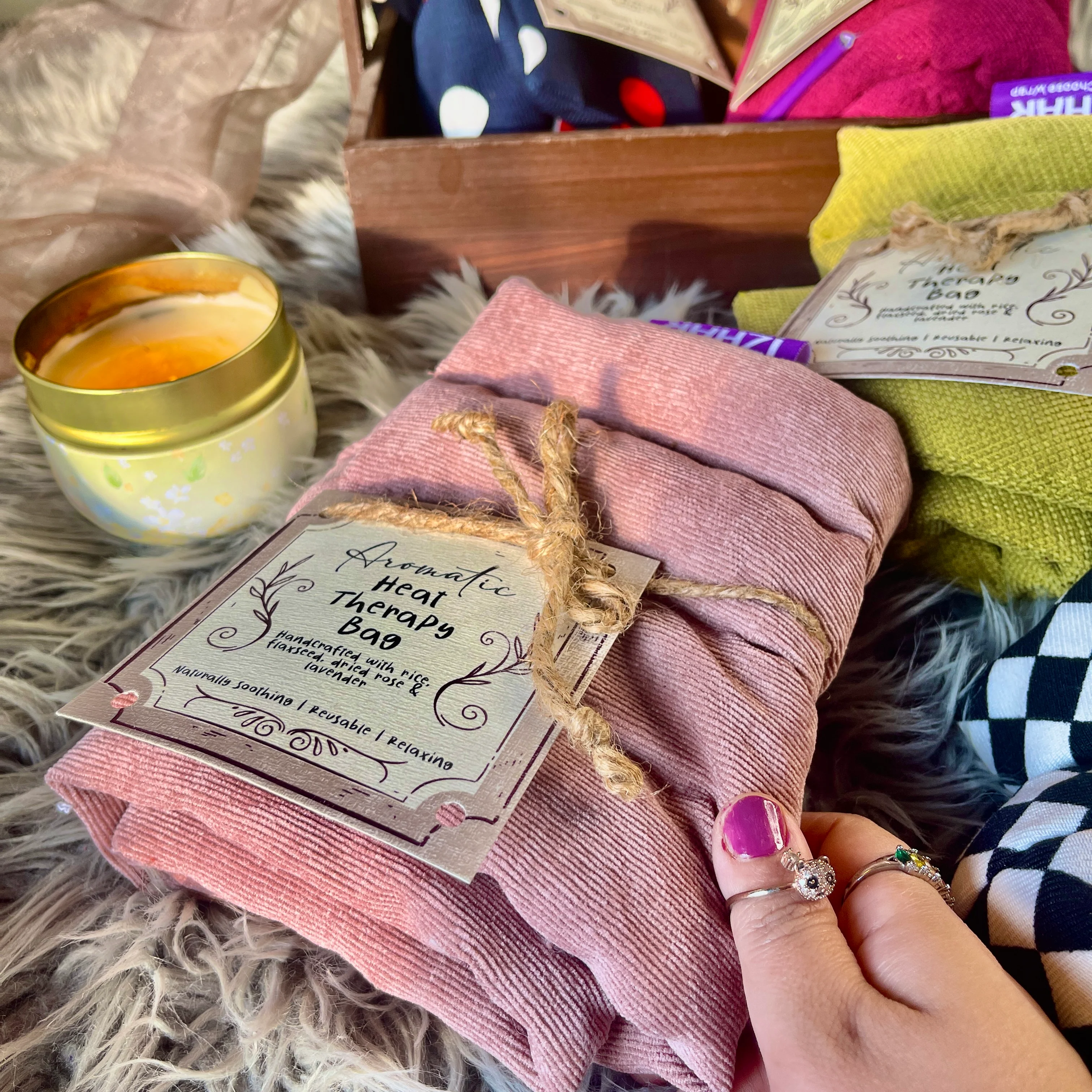 Natural Rice & Flaxseed Neck Heating Pad - Image 9